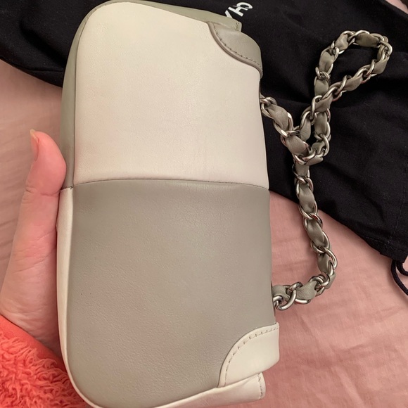 💯 authentic chanel mini flap bag - Picture 7 of 10